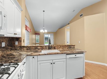 1421 Vigo Ct, Davis, CA 95618 Photo