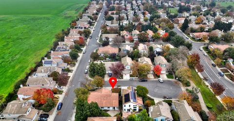 1421 Vigo Ct, Davis, CA 95618 Photo
