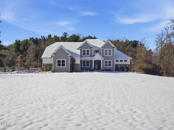 6330 N Texas Street, Whitehouse, OH 43571