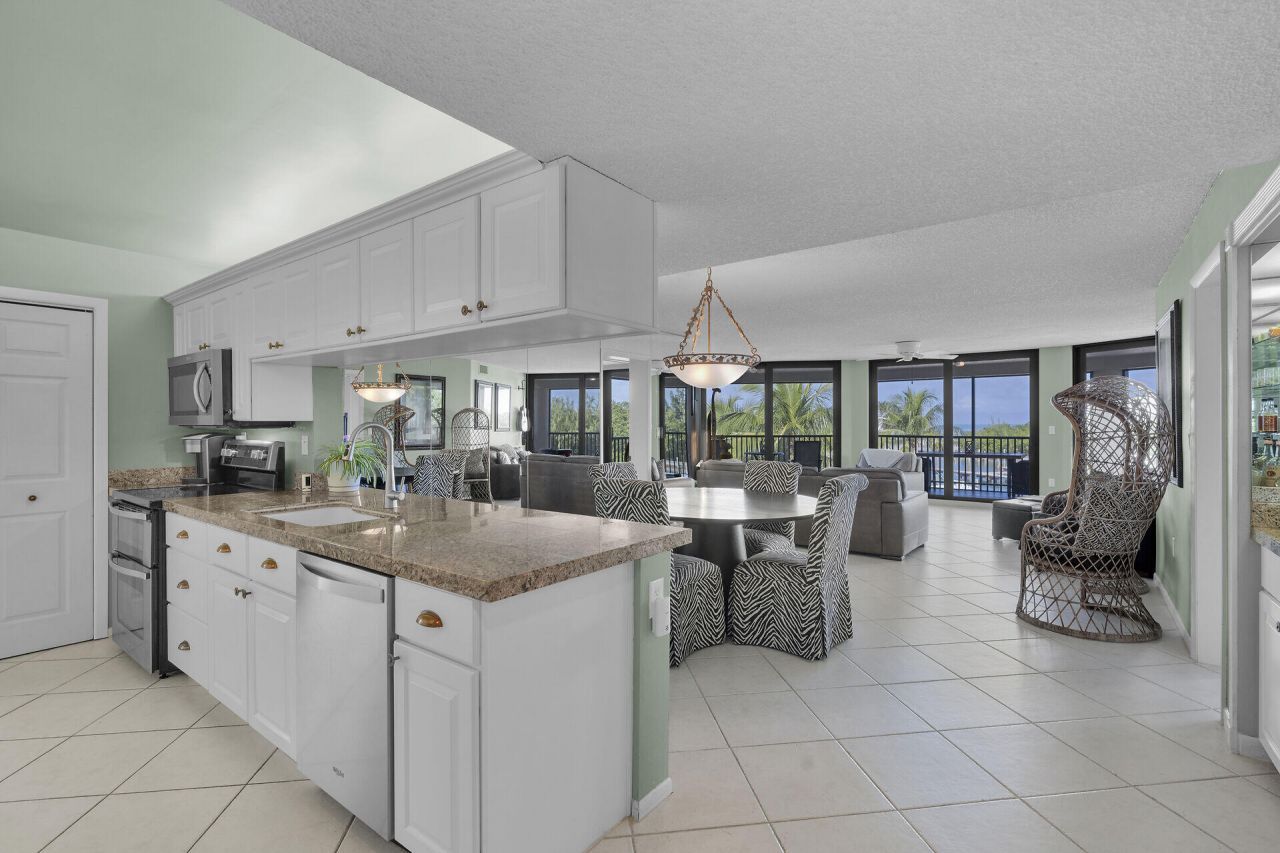 6201 Gulf Of Mexico Boulevard, Unit 201, Marathon, FL 33050 Photo