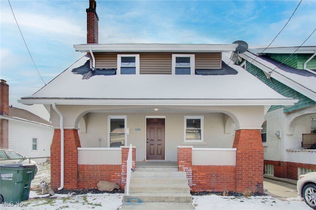 210 E Gorgas Street, Louisville, OH 44641 Main Photo