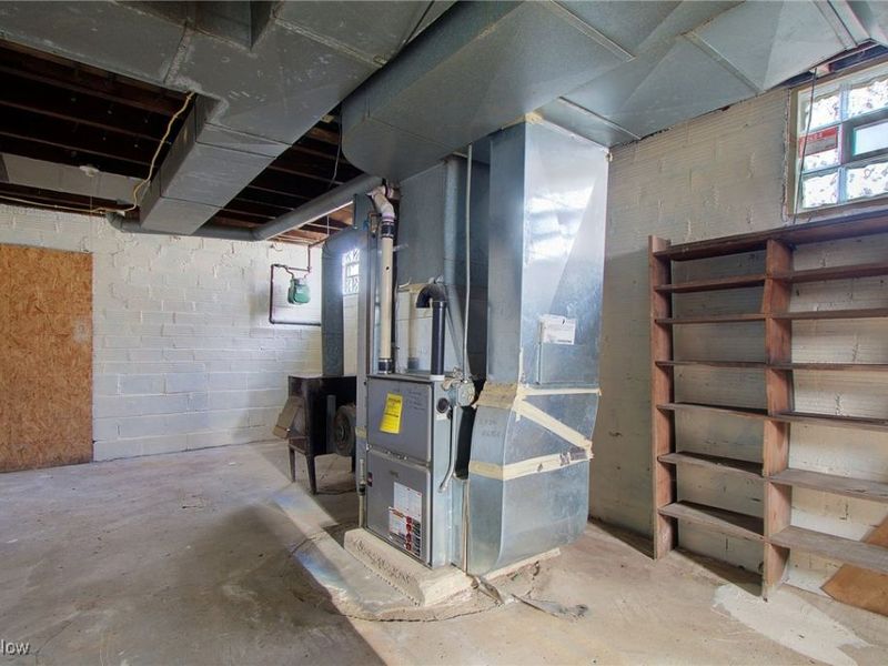 210 E Gorgas Street, Louisville, OH 44641 Photo 33