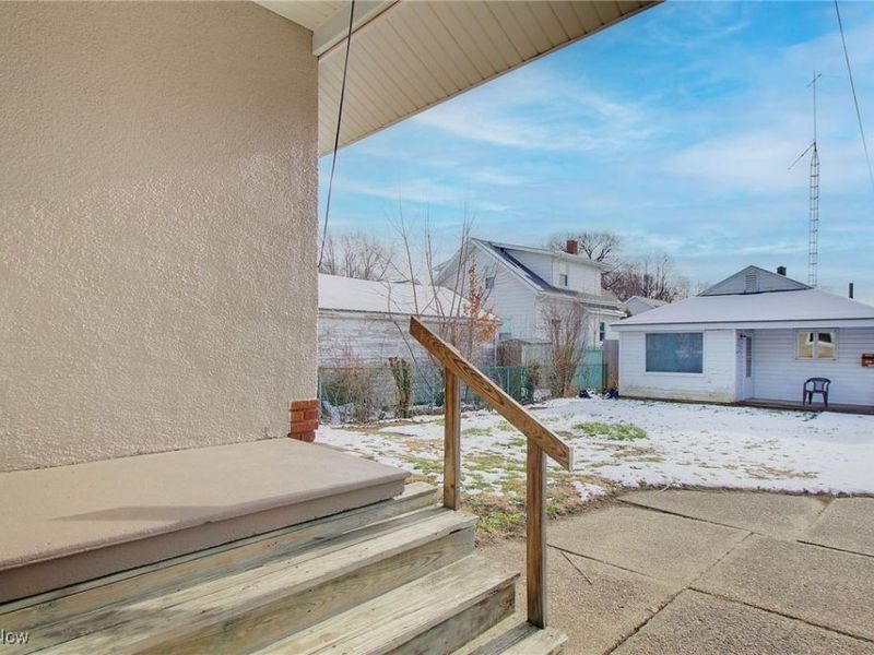 210 E Gorgas Street, Louisville, OH 44641 Photo 35