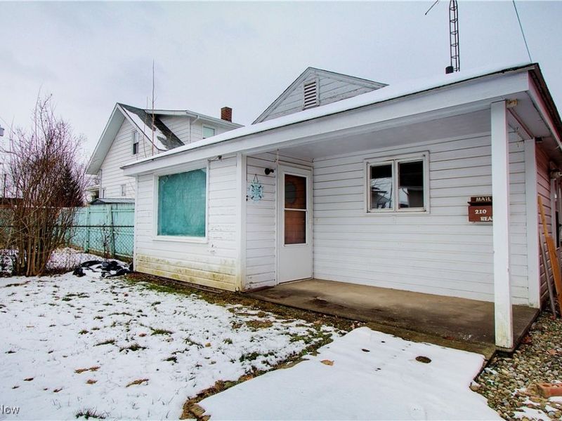 210 E Gorgas Street, Louisville, OH 44641 Photo 38