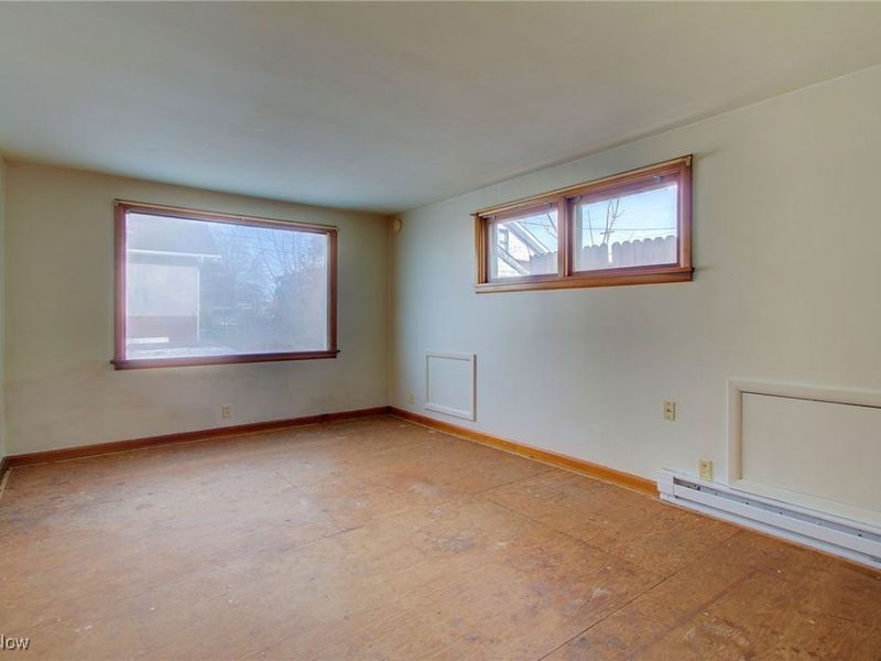 210 E Gorgas Street, Louisville, OH 44641 Photo 41