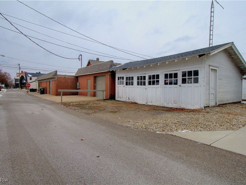 210 E Gorgas Street, Louisville, OH 44641 Photo 49