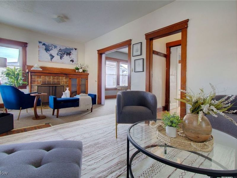 210 E Gorgas Street, Louisville, OH 44641 Photo 6