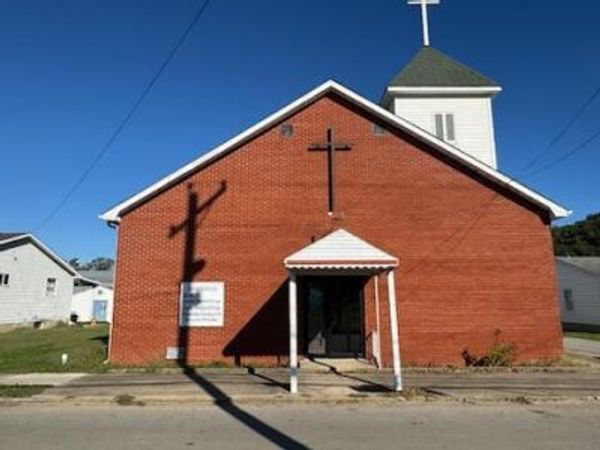 220 S Quarry Street, Bainbridge, OH 45612