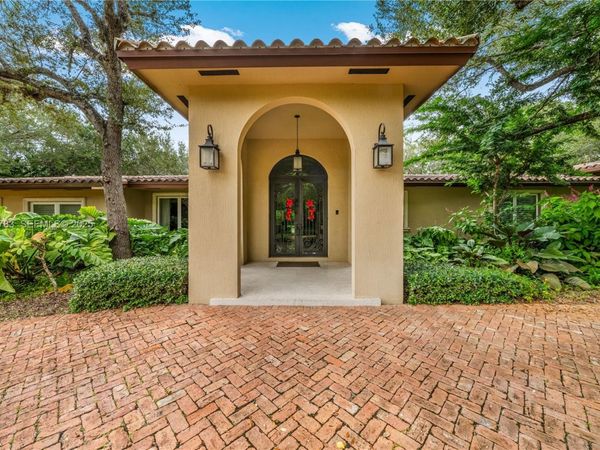 6755 SW 99th Ter, Pinecrest, FL 33156