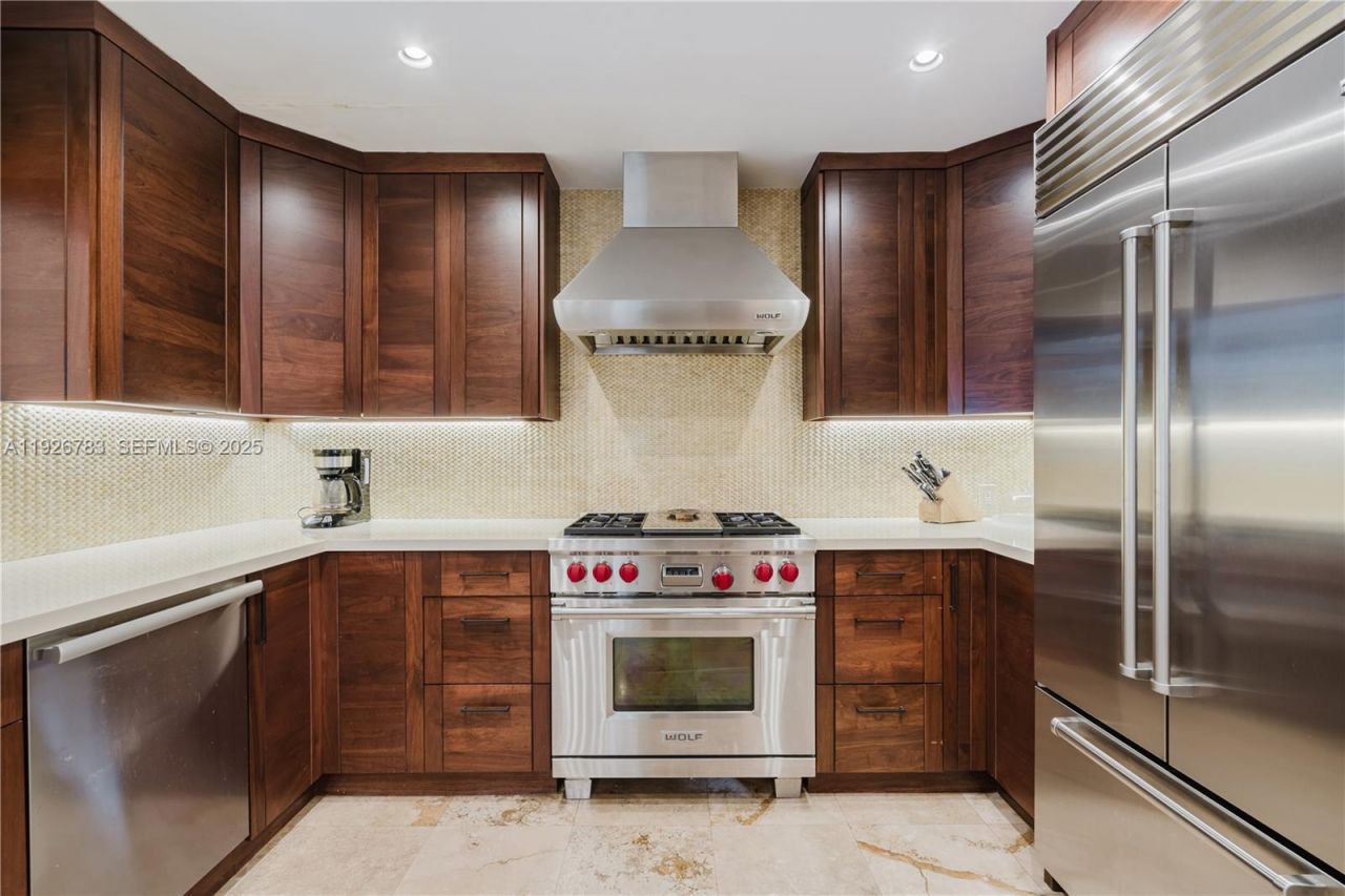 6755 SW 99th Ter, Pinecrest, FL 33156 Photo