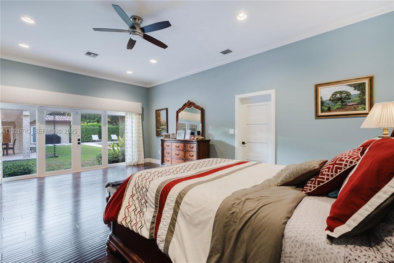 6755 SW 99th Ter, Pinecrest, FL 33156 Photo