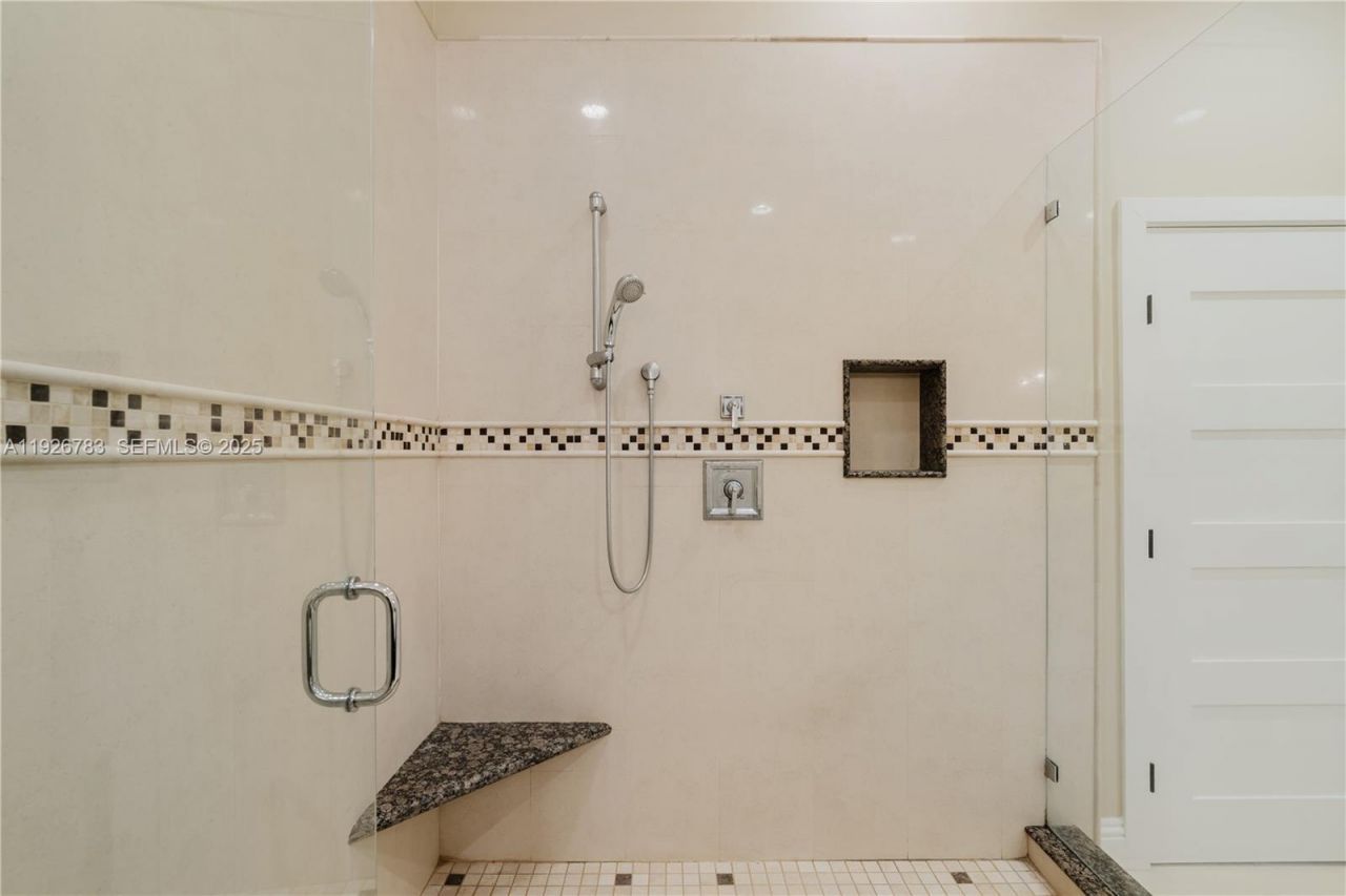 6755 SW 99th Ter, Pinecrest, FL 33156 Photo