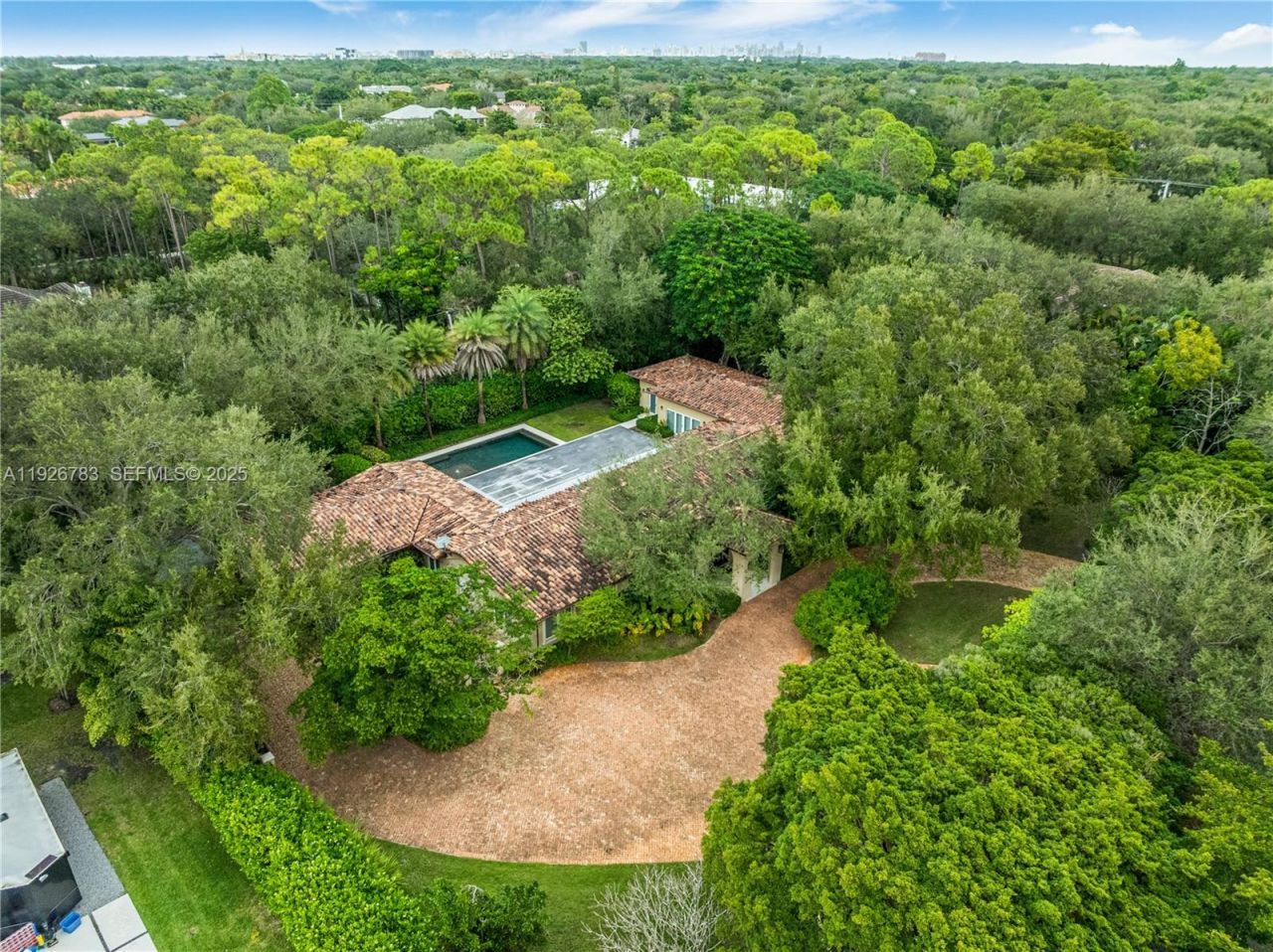 6755 SW 99th Ter, Pinecrest, FL 33156 Photo