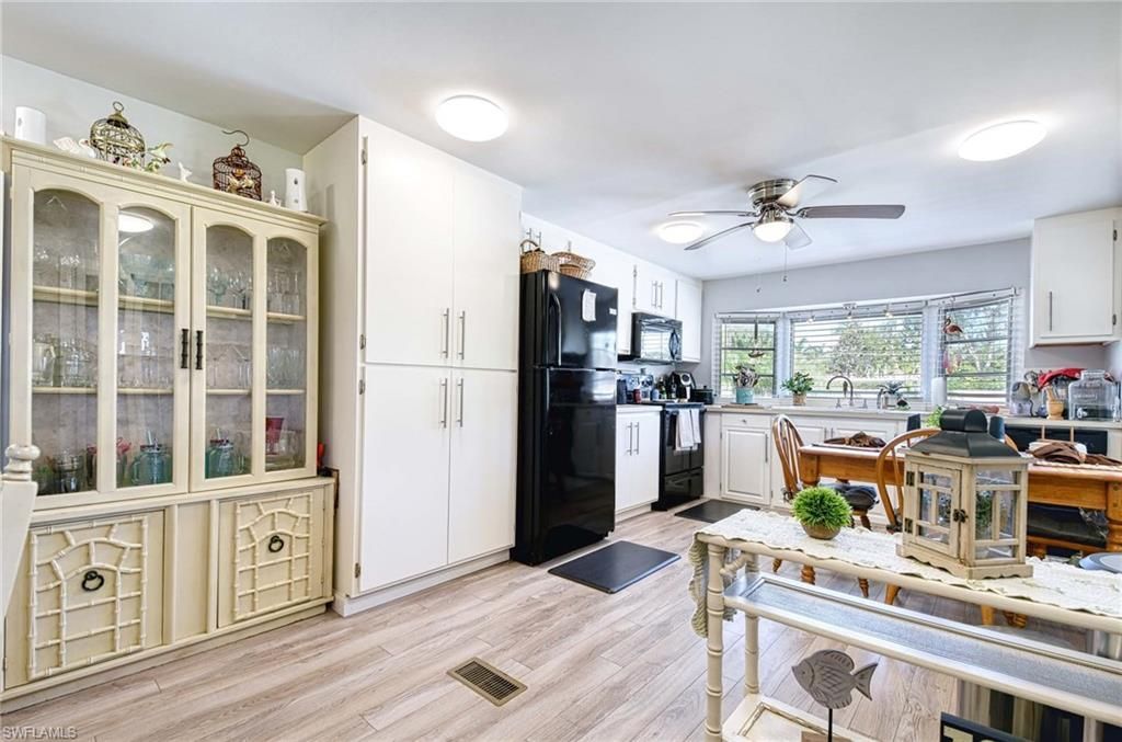 41 Sonderhen Dr, Naples, FL 34114 Photo