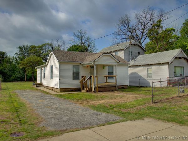 4140 W 8th Street, Tulsa, OK 74127