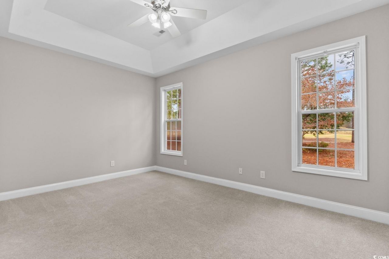 2077 N Berwick Dr. Photo 12