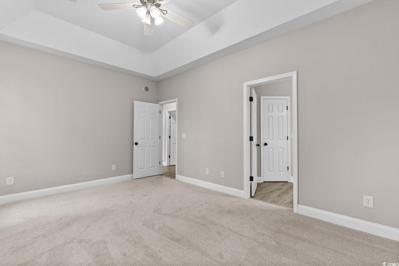 2077 N Berwick Dr. Photo 13