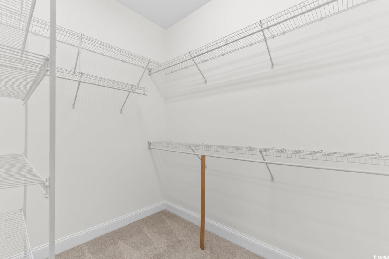 2077 N Berwick Dr. Photo 14