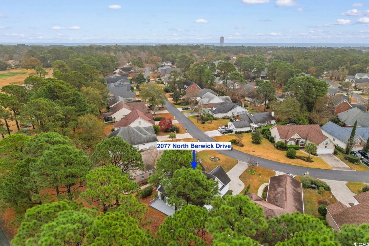 2077 N Berwick Dr. Photo 32