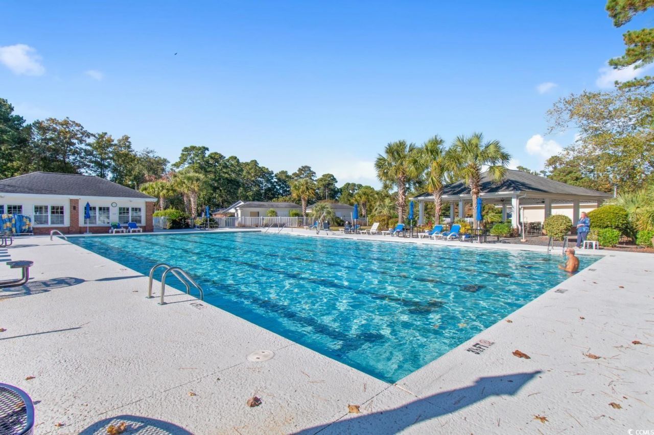 2077 N Berwick Dr. Photo 33