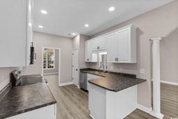 2077 N Berwick Dr. photo 4