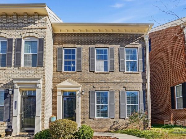 10830 Kemptown Square N, Mint Hill, NC 28227