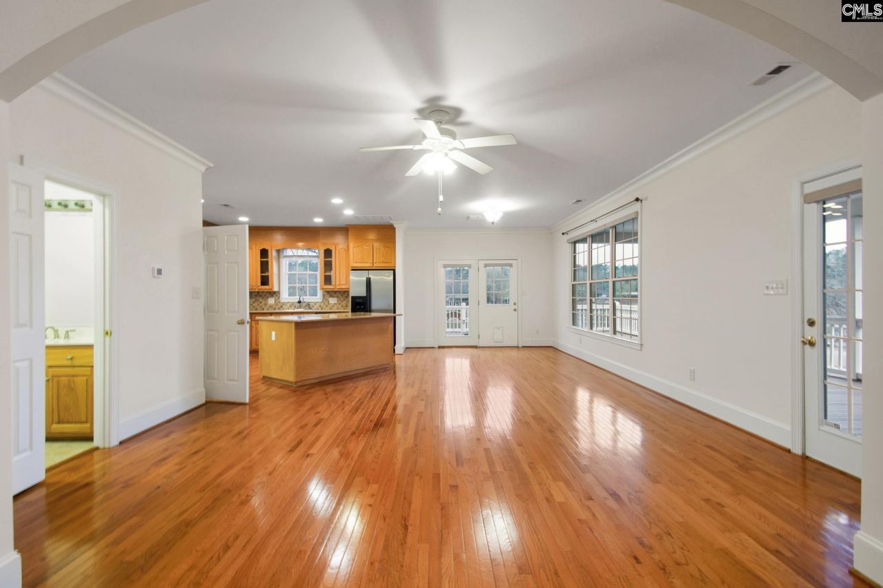 1964 White Rd Photo 17