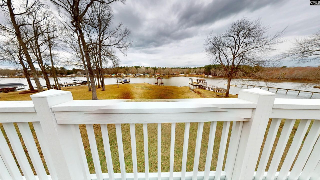 1964 White Rd Photo 4