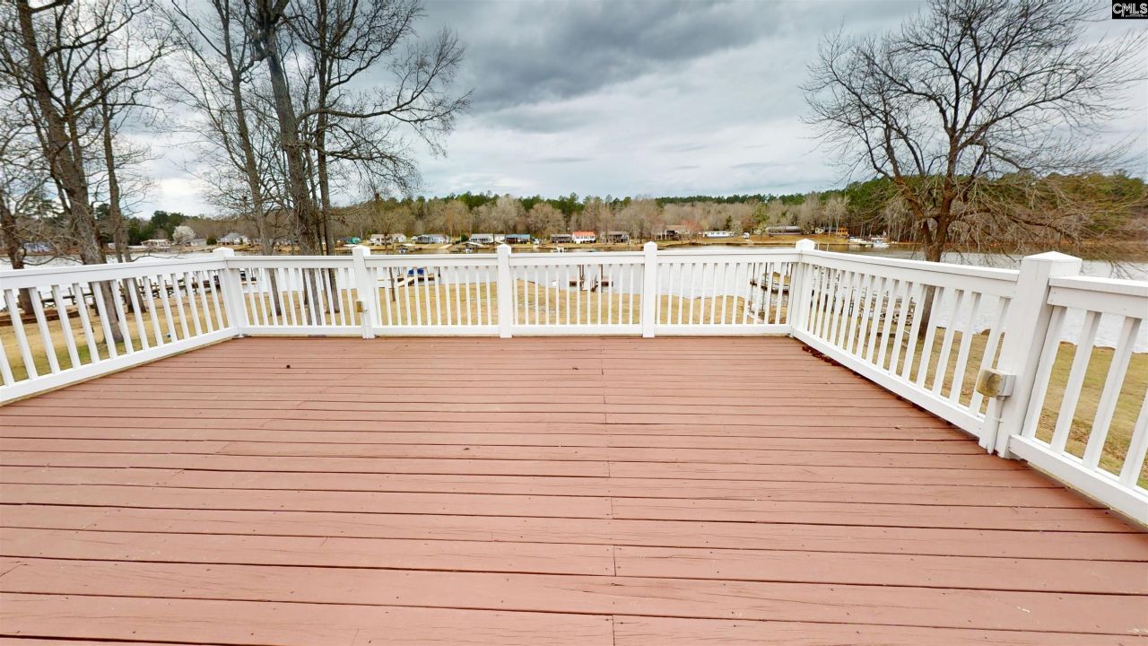 1964 White Rd Photo 5