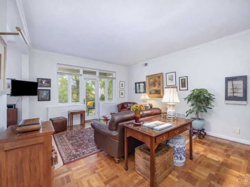 2374 Madison Road, Unit E2F, Cincinnati, OH 45208 Photo 11