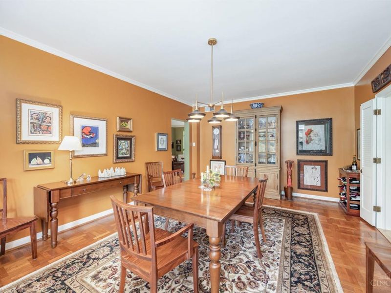 2374 Madison Road, Unit E2F, Cincinnati, OH 45208 Photo 19