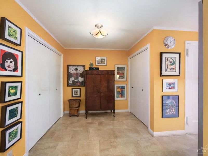 2374 Madison Road, Unit E2F, Cincinnati, OH 45208 Photo 20