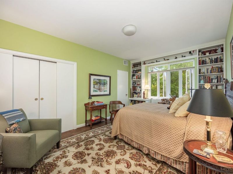 2374 Madison Road, Unit E2F, Cincinnati, OH 45208 Photo 21