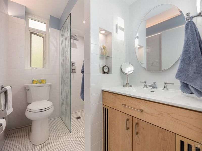 2374 Madison Road, Unit E2F, Cincinnati, OH 45208 Photo 34