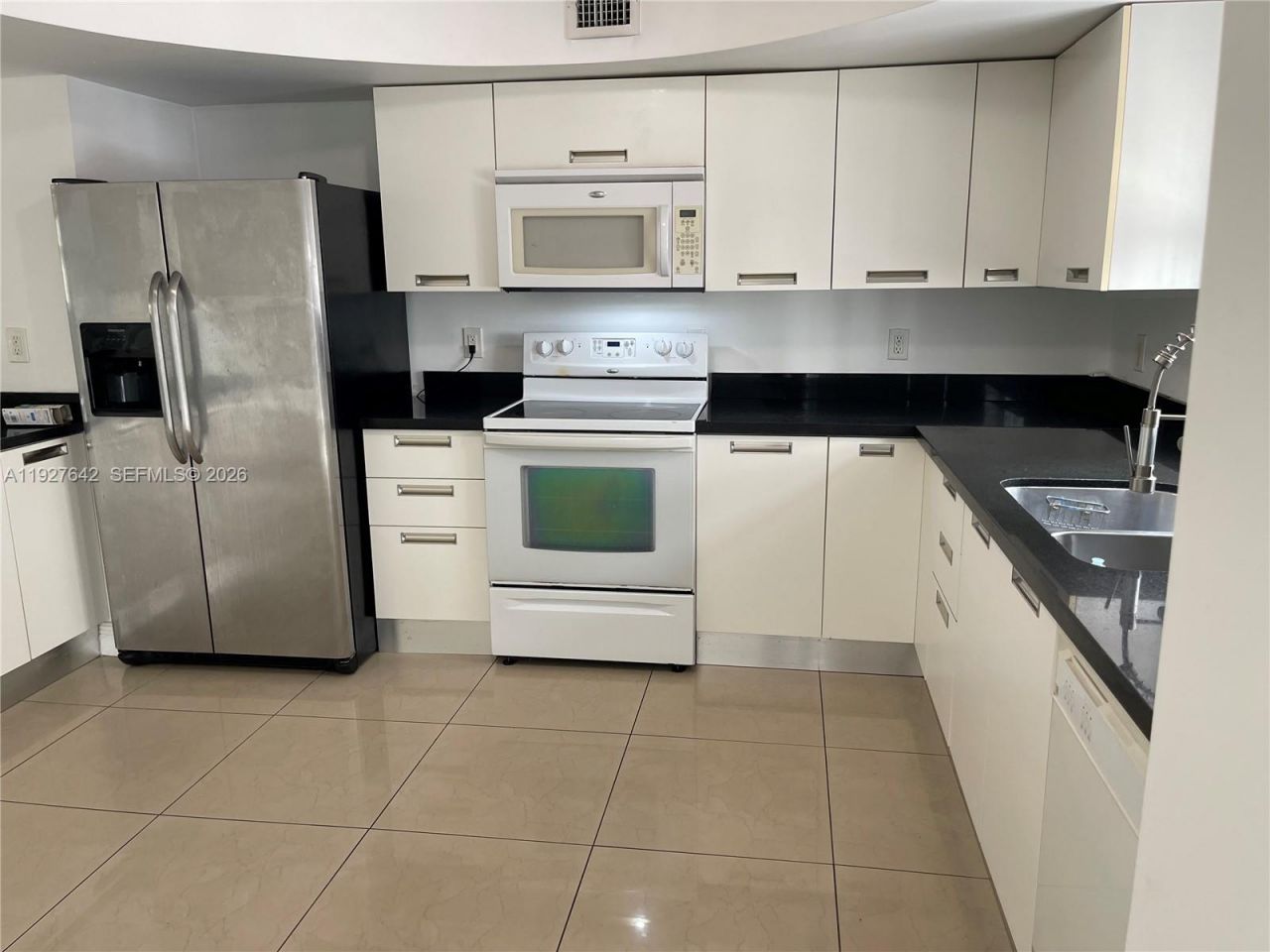 1658 Hayes St, Hollywood, FL 33020 Photo