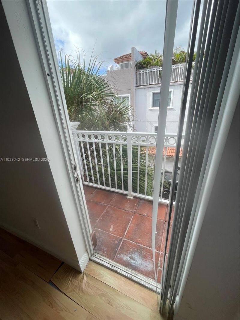 1658 Hayes St, Hollywood, FL 33020 Photo