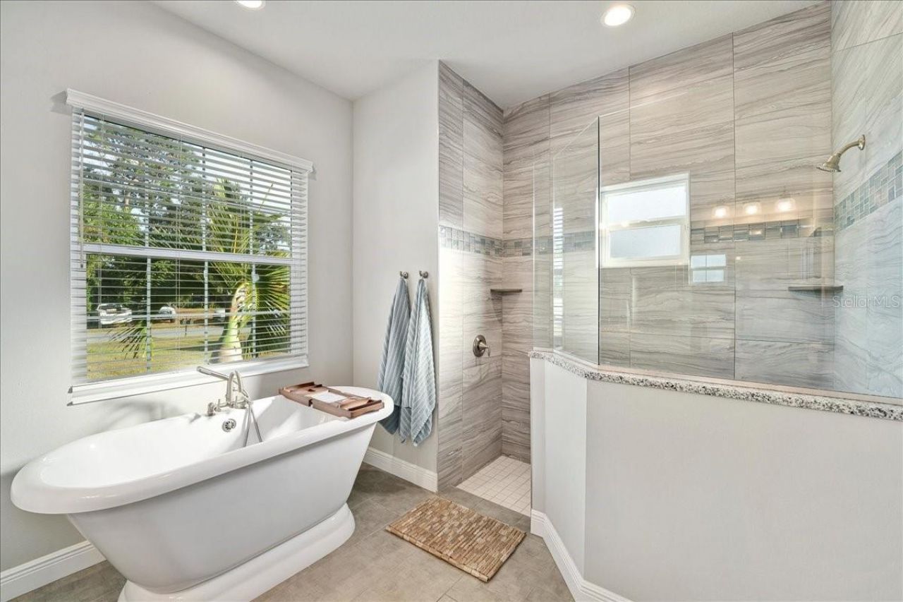 612 129th Street Ne, Bradenton, FL 34212 Photo