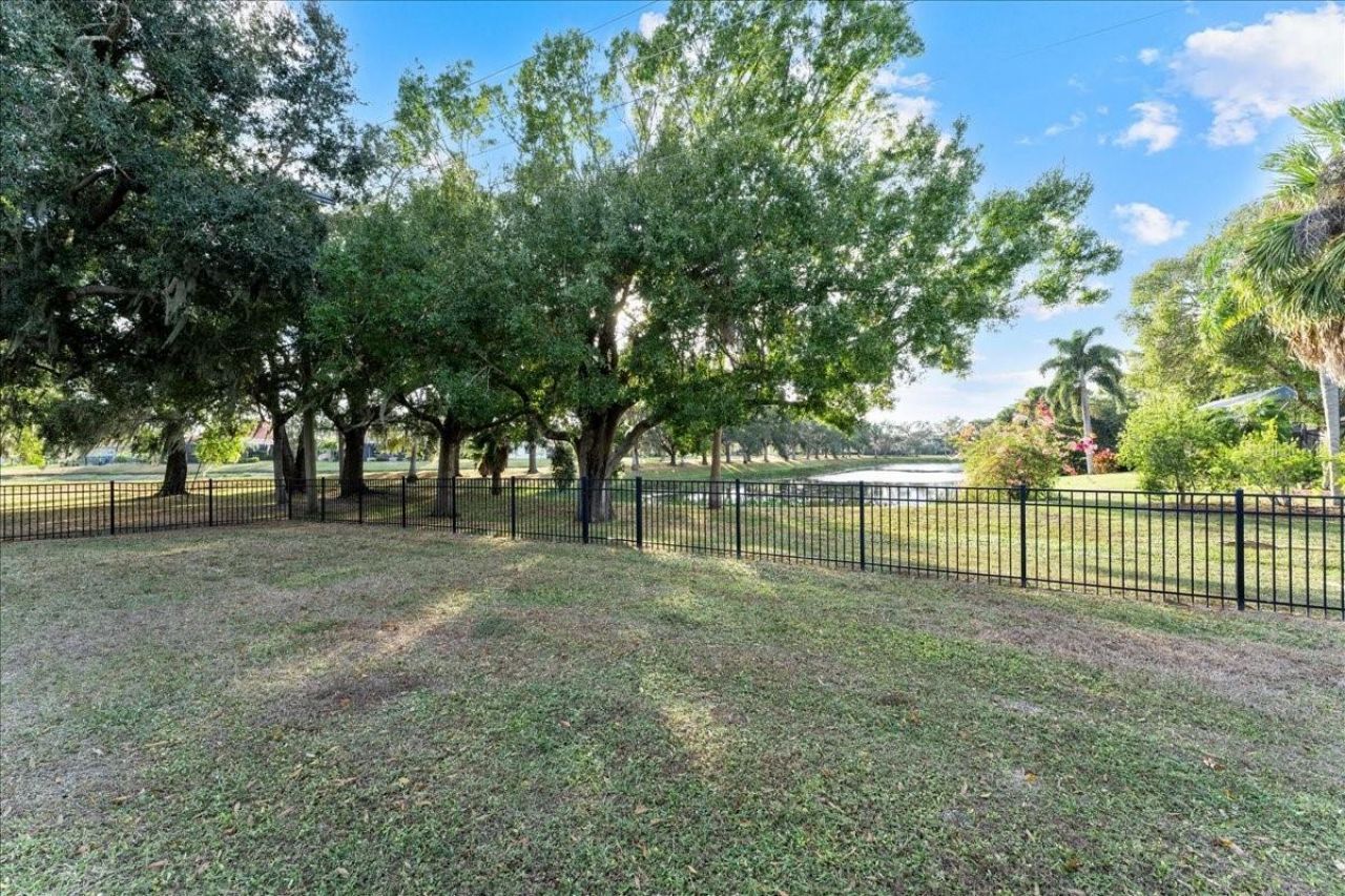 612 129th Street Ne, Bradenton, FL 34212 Photo