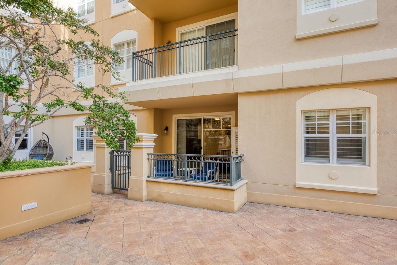 1064 N Tamiami Trail, Unit 1116, Sarasota, FL 34236 Photo