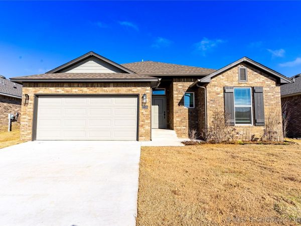 27135 E 109th Street S, Coweta, OK 74429