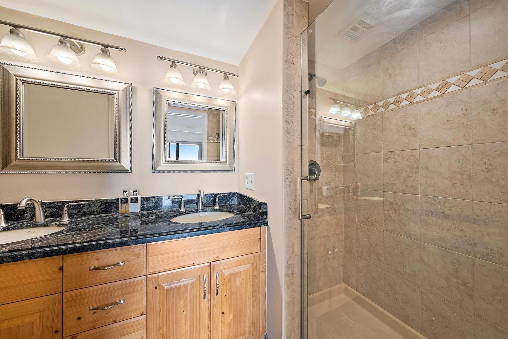 356 Golfview Road, Unit 805, North Palm Beach, FL 33408 Photo