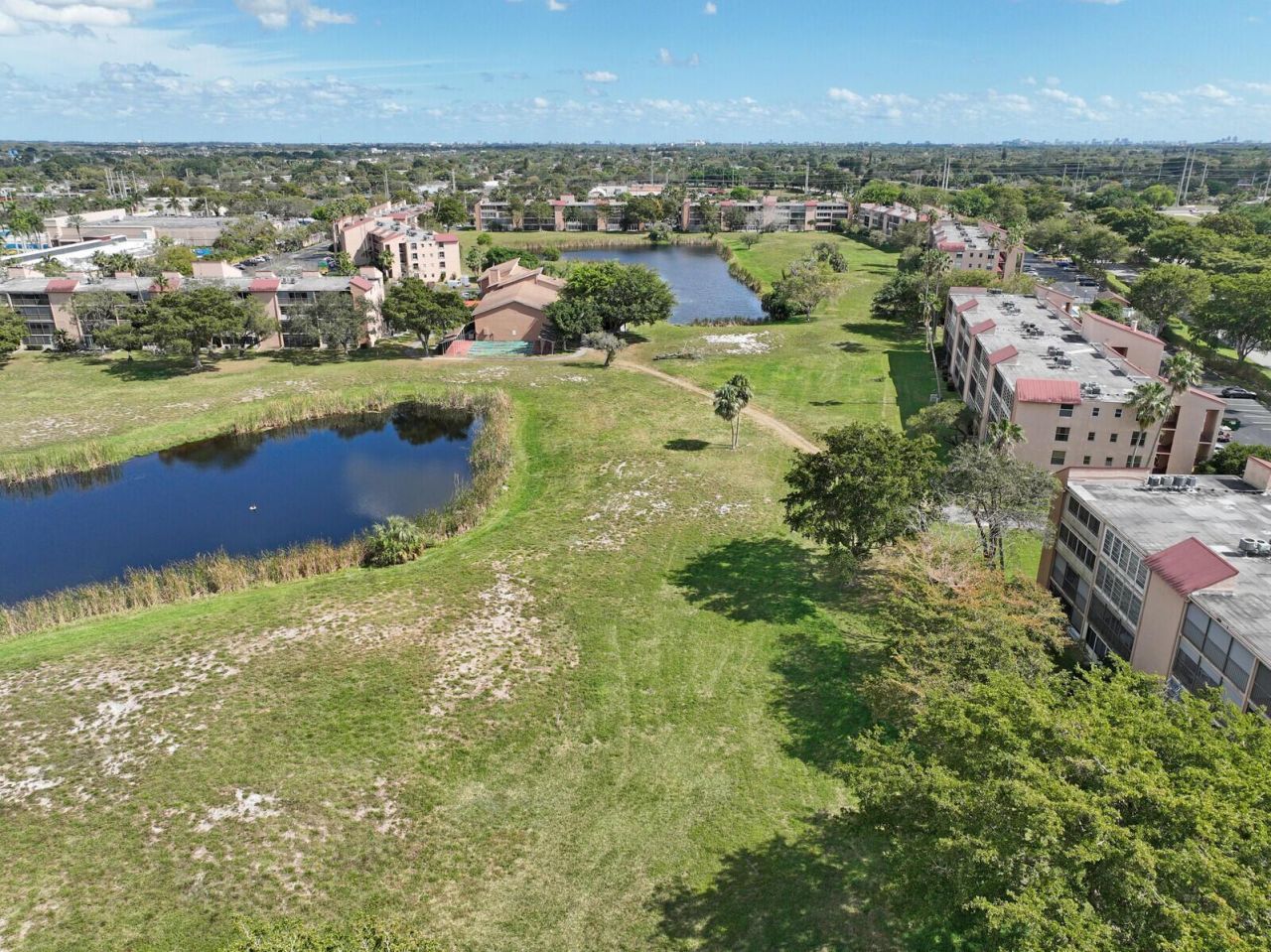 7300 Lake Cir Drive, Unit 301, Margate, FL 33063 Photo