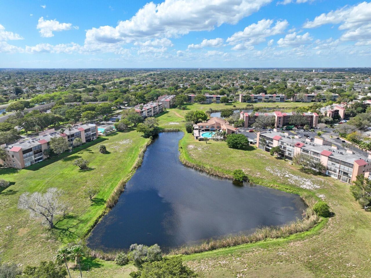 7300 Lake Cir Drive, Unit 301, Margate, FL 33063 Photo