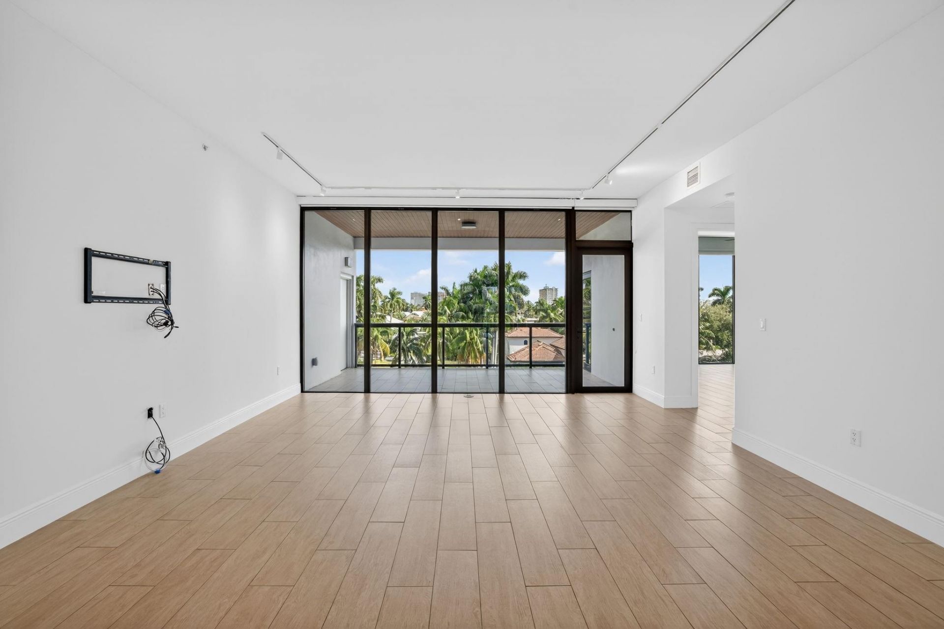 30 Isle Of Venice Dr, Unit 403, Fort Lauderdale, FL 33301 Photo