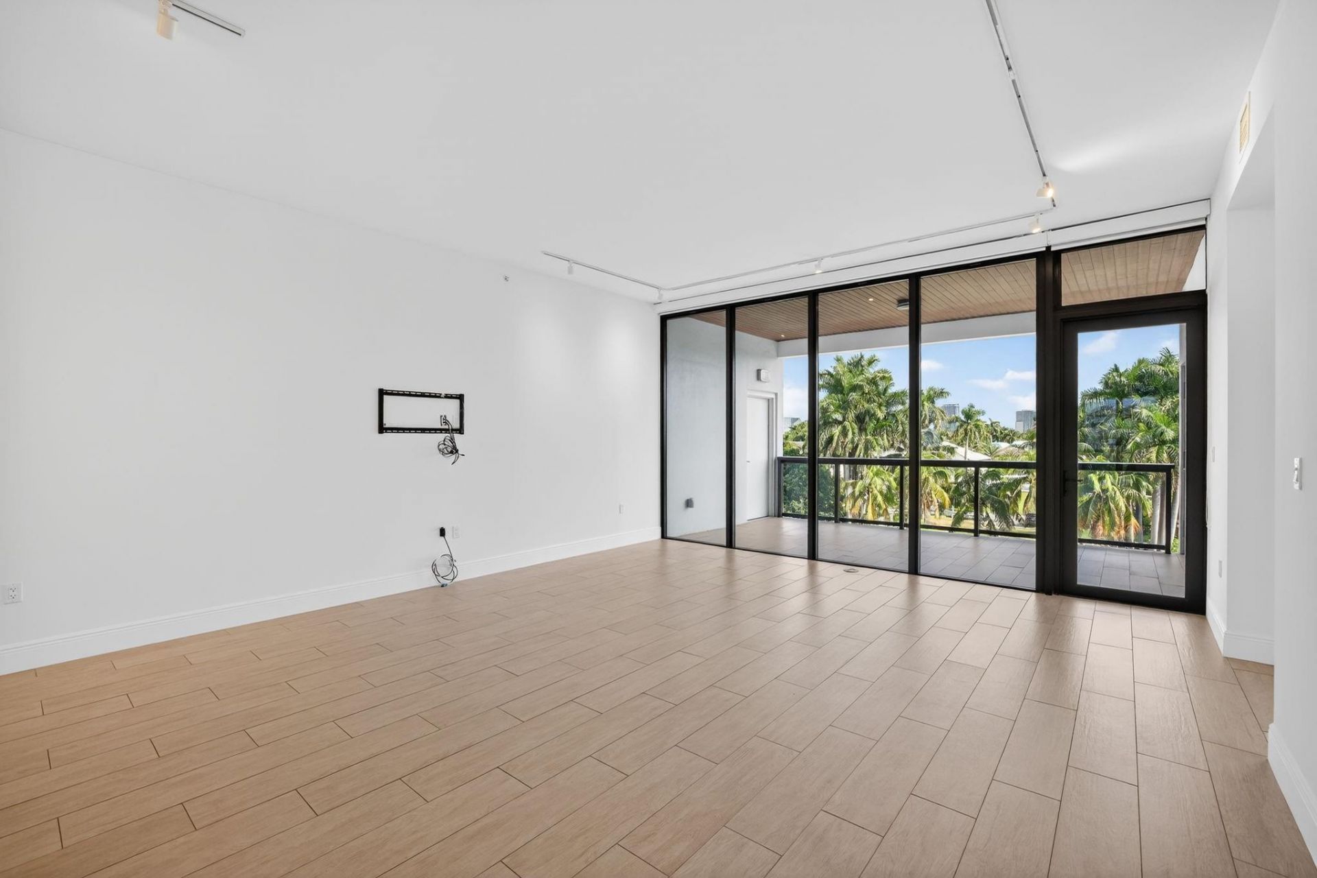 30 Isle Of Venice Dr, Unit 403, Fort Lauderdale, FL 33301 Photo