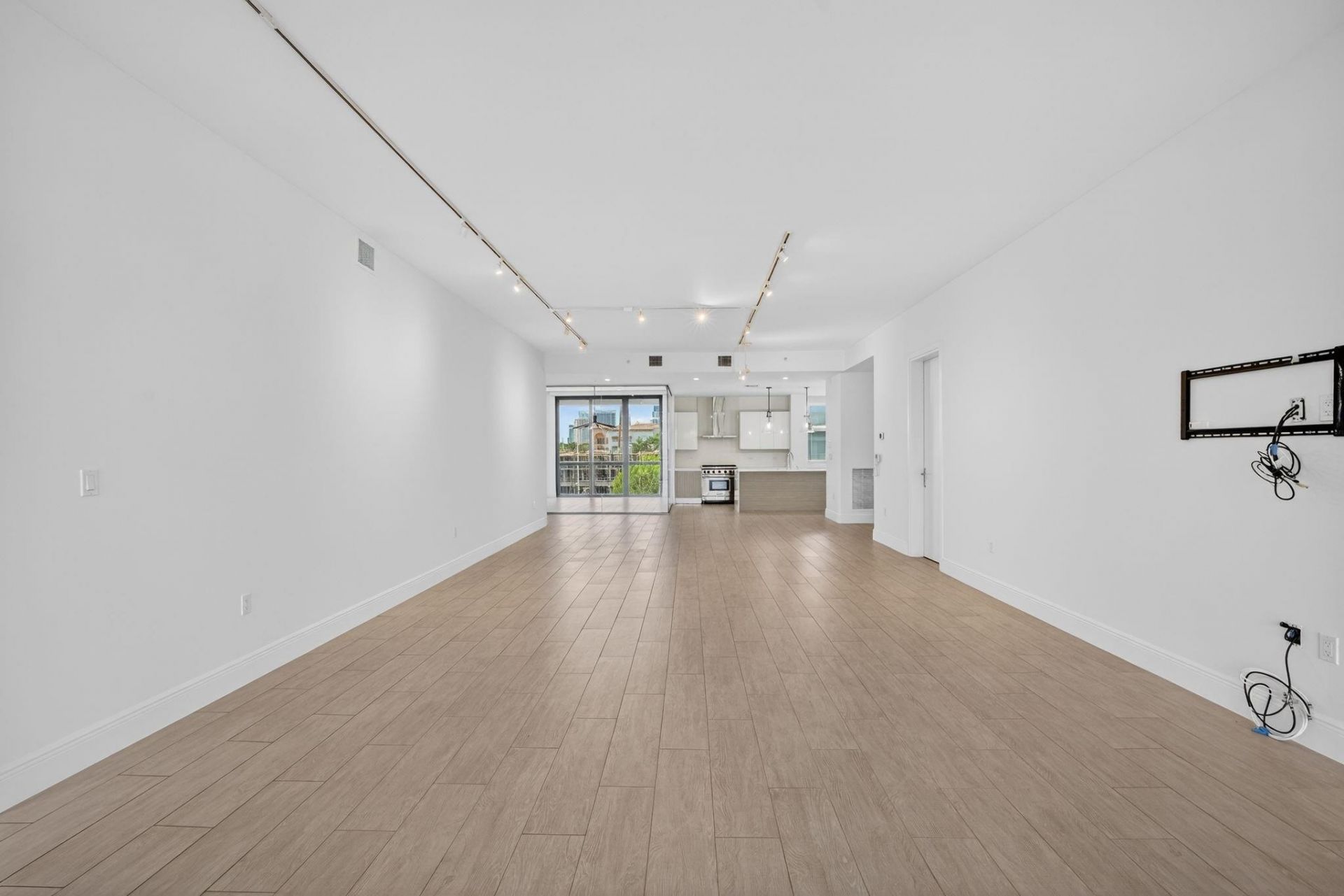 30 Isle Of Venice Dr, Unit 403, Fort Lauderdale, FL 33301 Photo