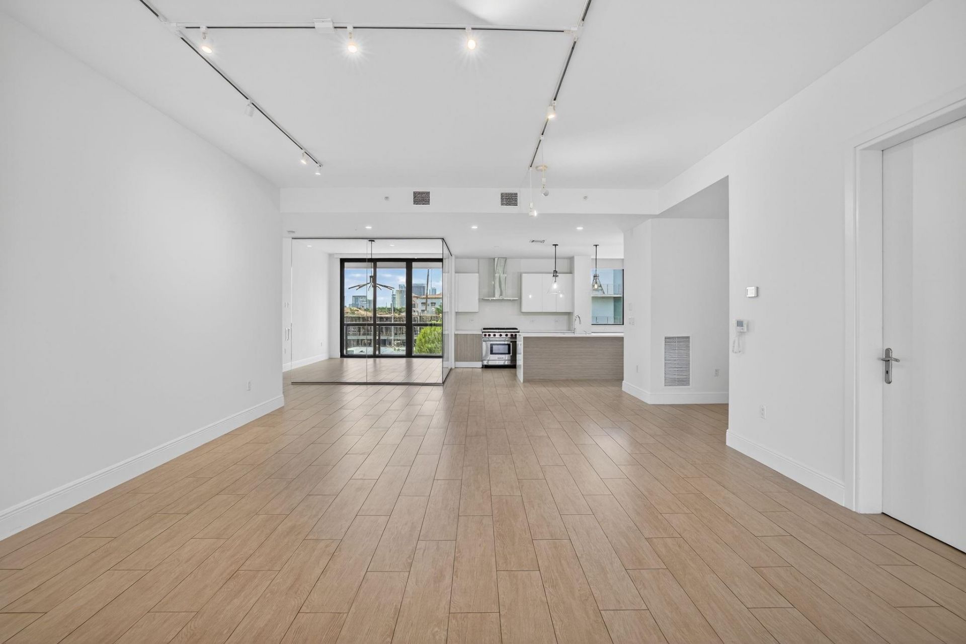 30 Isle Of Venice Dr, Unit 403, Fort Lauderdale, FL 33301 Photo