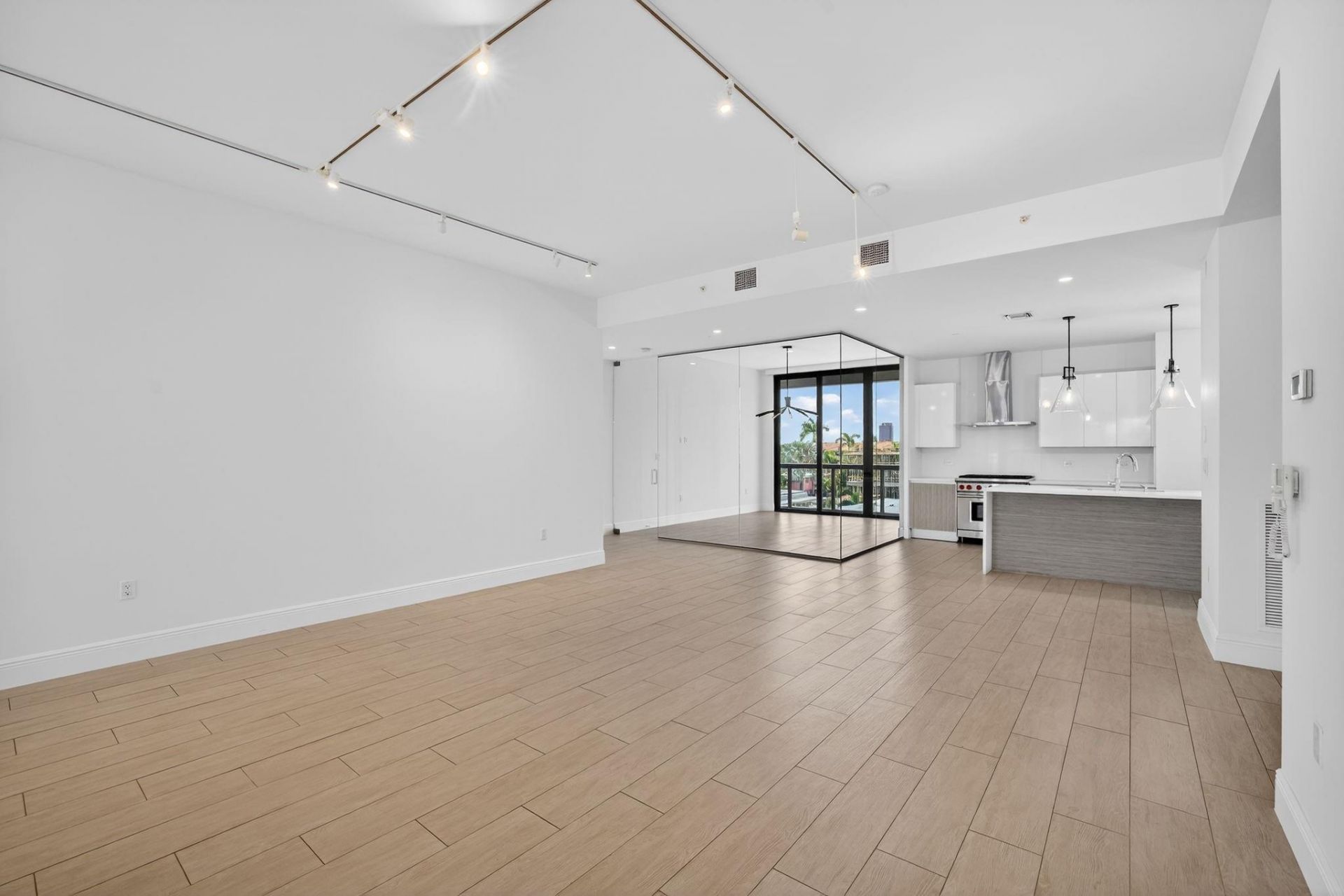 30 Isle Of Venice Dr, Unit 403, Fort Lauderdale, FL 33301 Photo