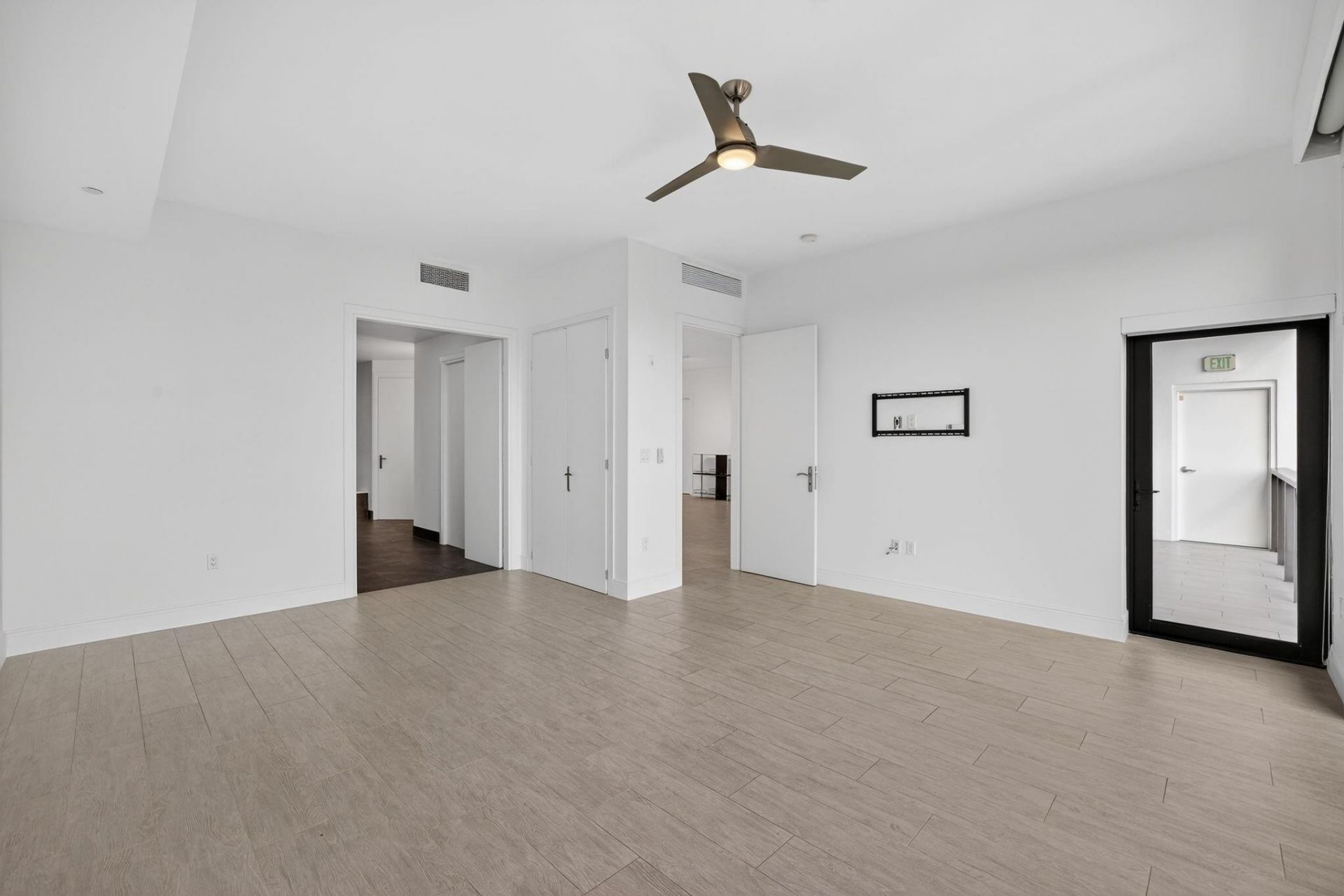 30 Isle Of Venice Dr, Unit 403, Fort Lauderdale, FL 33301 Photo