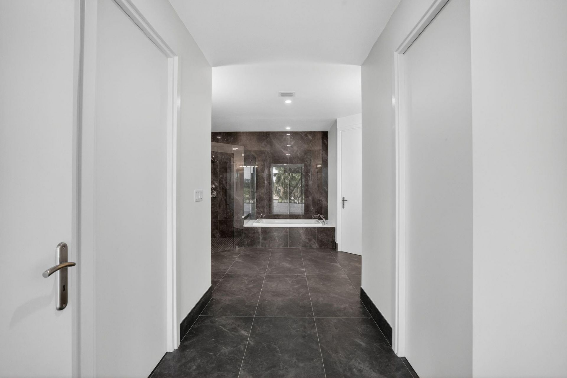 30 Isle Of Venice Dr, Unit 403, Fort Lauderdale, FL 33301 Photo